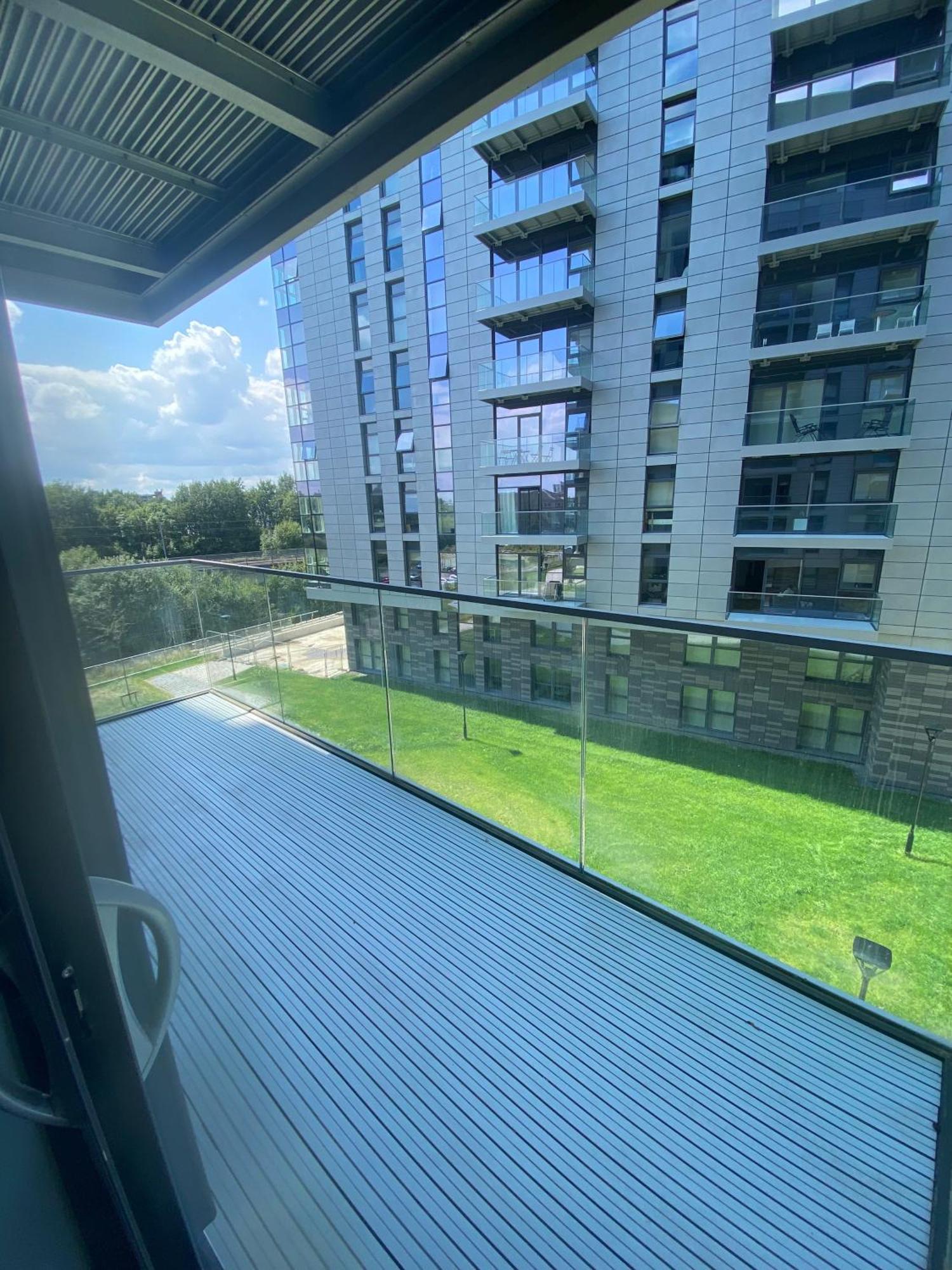 Luxury 2-Bed High-Rise In Manchester With Parking Exterior foto